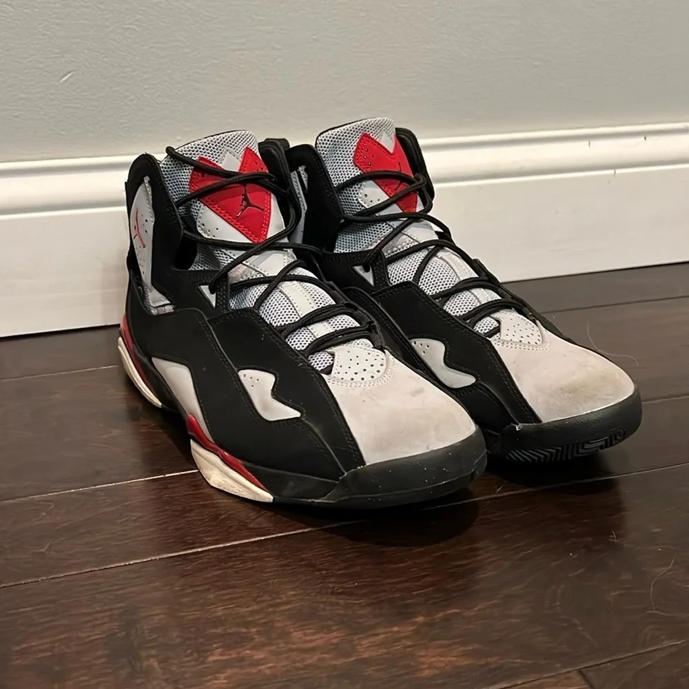 Jordan True Flight size 12